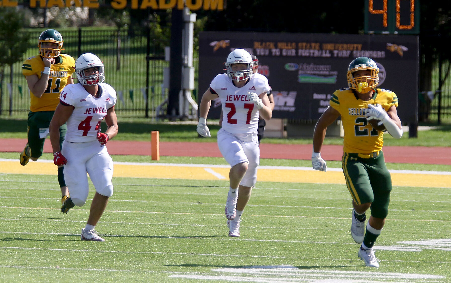091122-BHSU3.jpg
